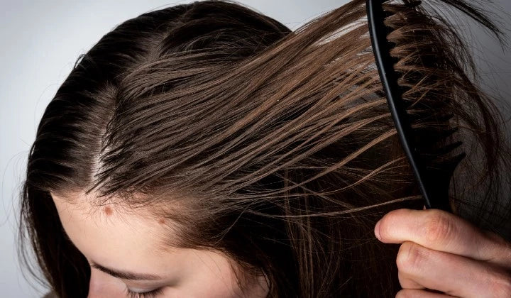 Do You Have Oily Hair or an Oily Scalp? (Yes, There’s a Difference!)