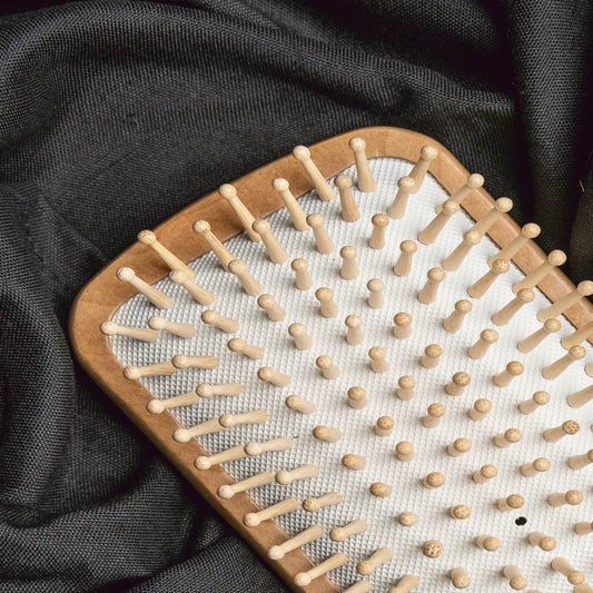 Organic B Detangling & Anti-frizz Eco-Dual Bamboo-Teak Light Paddle hairbrush | Square, Small