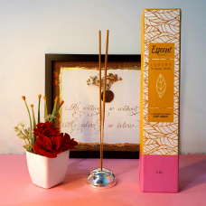 Esscent - Lily Premium Flower-Based Incense Sticks (Pack Of 2)