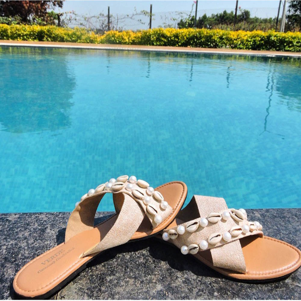 Verde Sakhi Cross Strapped Open Toe Slide Sandals